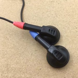 (image for) Gameboy Classic headphone